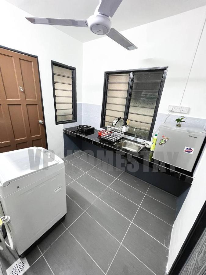 Vp Homestay - Malay Only Ipoh Eksteriør bilde